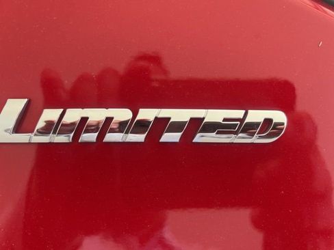 Used 2024 Toyota Tundra Limited image 7