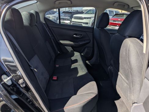Used 2024 Nissan Sentra SR FWD image 31