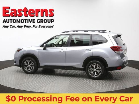 Used 2023 Subaru Forester Premium AWD/4WD image 65