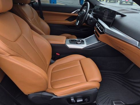 Used 2024 BMW 430i Coupe w/ Convenience Package RWD image 11