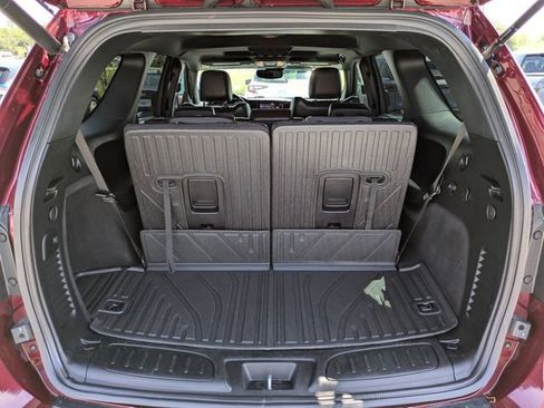 Used 2024 Dodge Durango GT AWD/4WD image 13