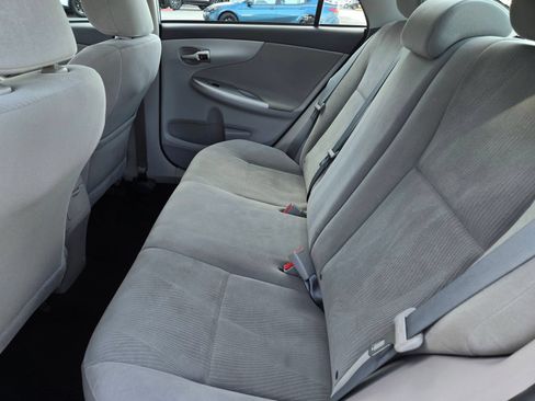 Used 2012 Toyota Corolla LE FWD image 10
