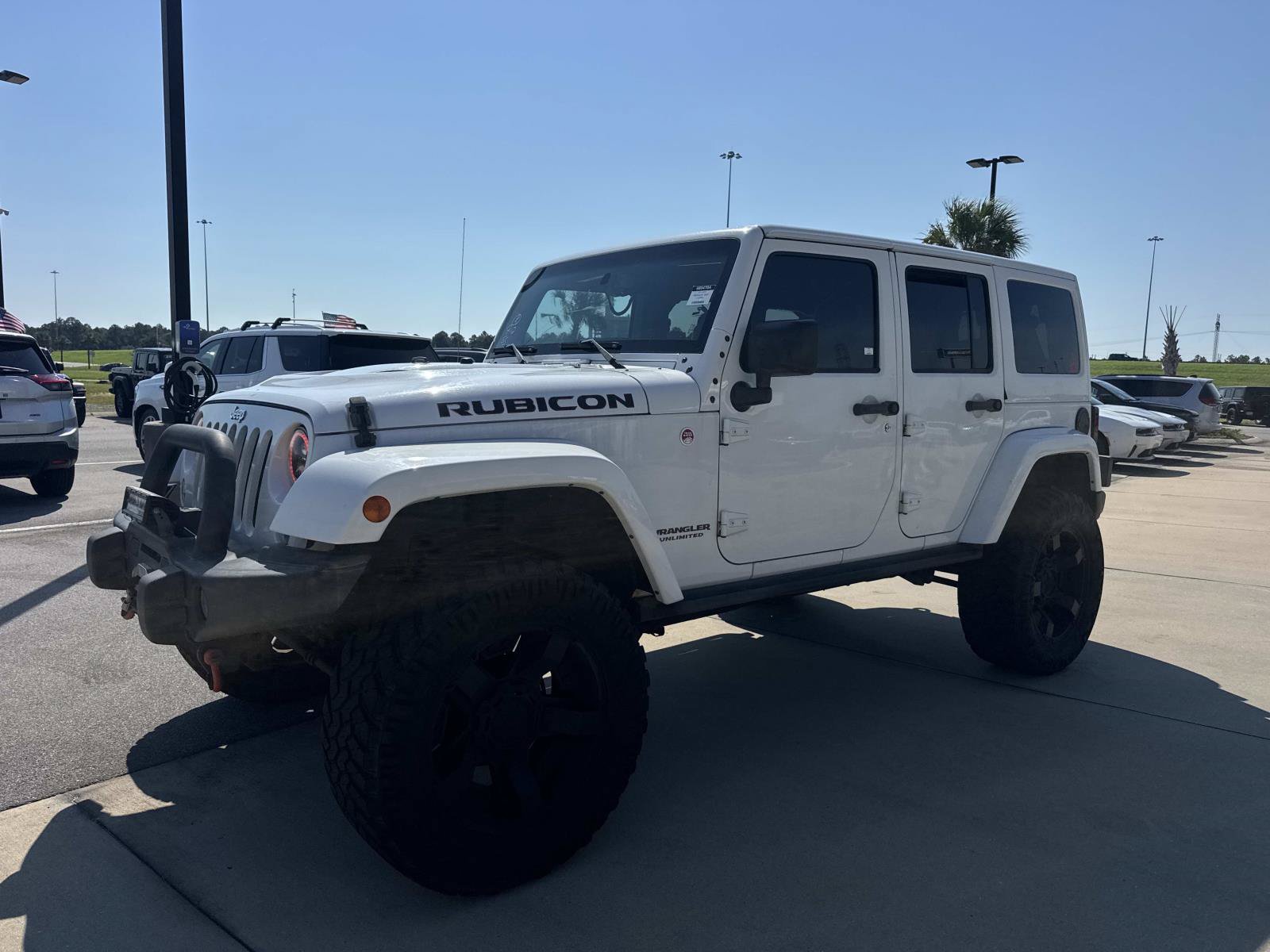Used 2014 Jeep Wrangler Unlimited Rubicon AWD/4WD image 3