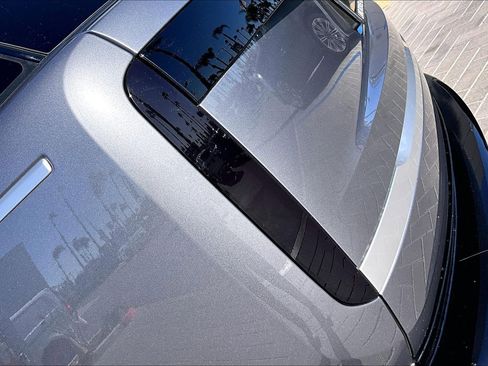 Used 2025 Land Rover Range Rover Long Wheelbase Autobiography image 30