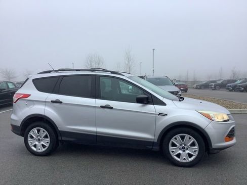 Used 2014 Ford Escape S FWD image 4