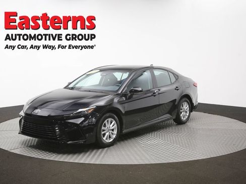 Used 2025 Toyota Camry LE FWD image 55
