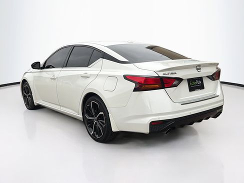 Used 2023 Nissan Altima 2.5 SR FWD image 5