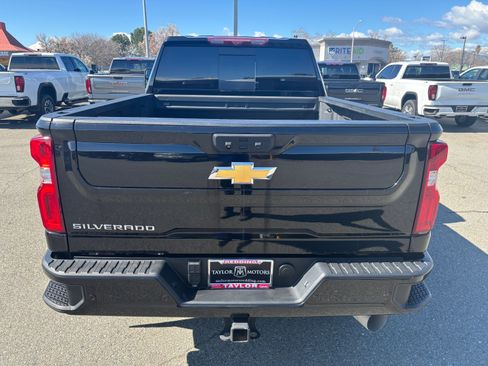 Used 2023 Chevrolet Silverado 3500 High Country w/ Z71 Off-Road Package image 6