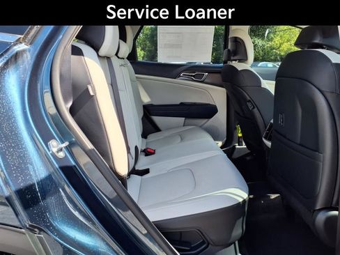New 2025 Kia Sportage EX image 11