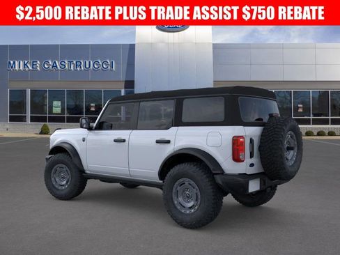 New 2025 Ford Bronco Big Bend w/ Black Diamond Package image 4