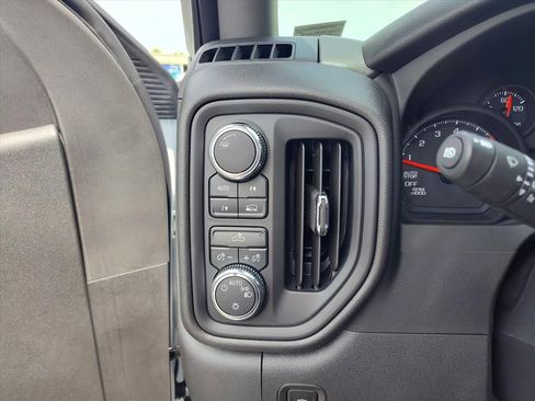 Used 2025 GMC Sierra 1500 Pro w/ Pro Value Package AWD/4WD image 14