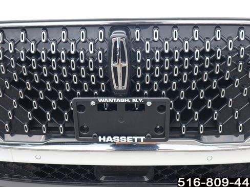 Used 2026 Lincoln Aviator AWD image 23
