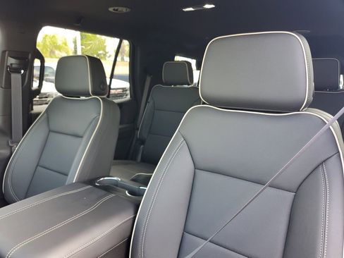 New 2026 GMC Yukon Elevation RWD image 7