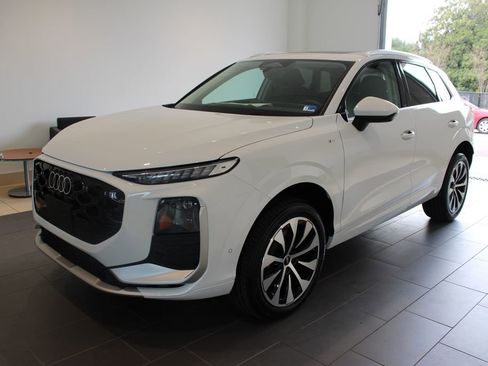 New 2026 Audi Q3 quattro 2.0T AWD/4WD image 11