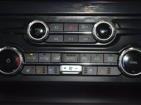 Used 2026 Ford F250 Lariat w/ Black Appearance Package AWD/4WD image 28