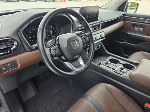 Used 2024 Honda Pilot Elite image 8