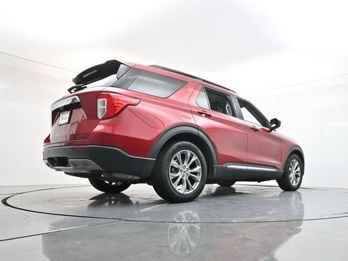 Used 2021 Ford Explorer XLT w/ Equipment Group 202A RWD image 48