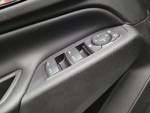 Used 2018 Chevrolet Equinox LT AWD/4WD image 27