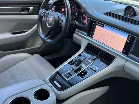 Used 2023 Porsche Panamera 4 Platinum Edition AWD/4WD image 35