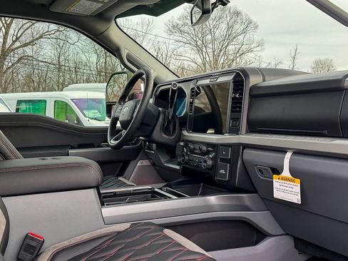 New 2026 Ford F250 XLT w/ XLT Premium Package image 19