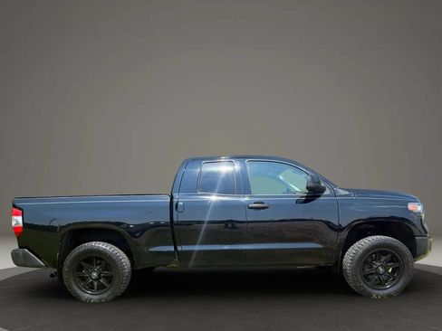 Used 2018 Toyota Tundra SR AWD/4WD image 2