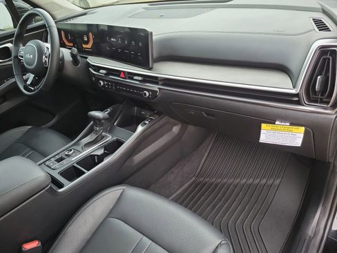 Used 2025 Kia Sorento X-Line EX AWD/4WD image 29