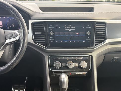 Used 2021 Volkswagen Atlas Cross Sport SEL R-Line w/ Cross Sport MDO Package AWD/4WD image 29