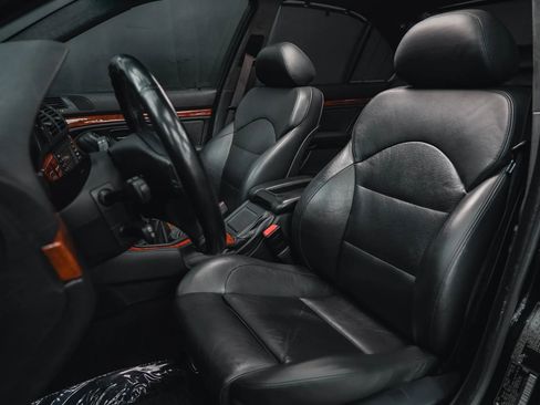 Used 2003 BMW M5 image 35