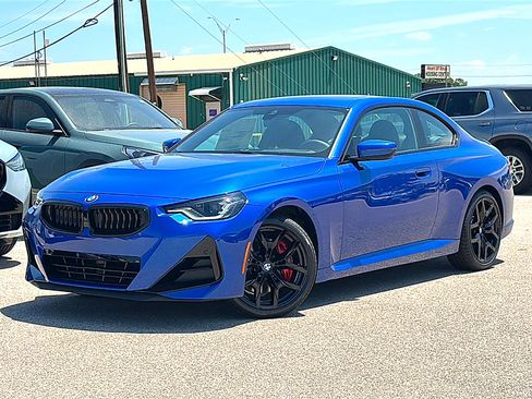 New 2026 BMW 230i Coupe w/ Premium Package RWD image 2