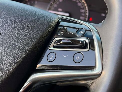 Used 2018 Cadillac CTS Luxury RWD image 13