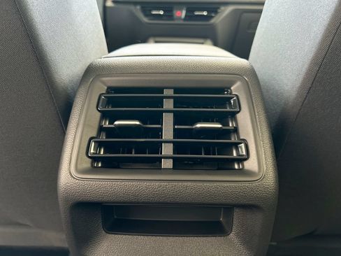 Certified 2026 Volkswagen Tiguan S FWD image 32
