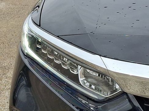 Used 2022 Honda Accord LX image 9