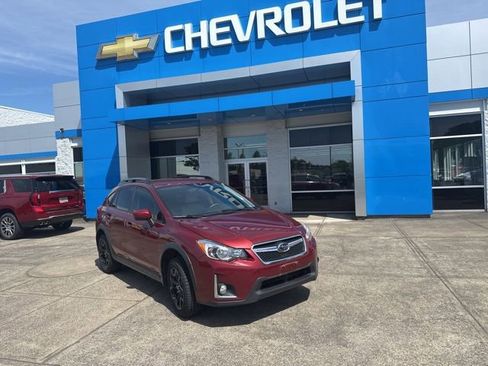 Used 2017 Subaru Crosstrek 2.0i Premium AWD/4WD image 1