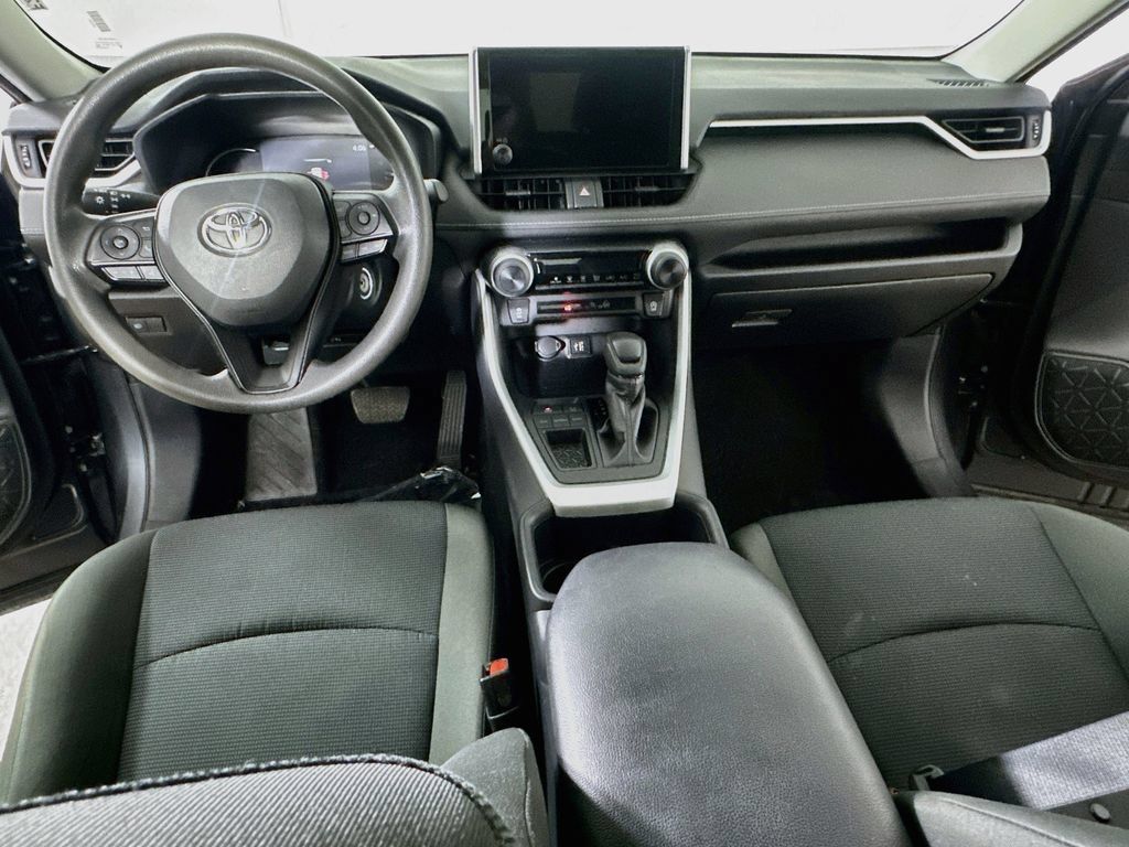 Used 2025 Toyota RAV4 LE FWD image 18