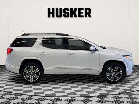 Used 2017 GMC Acadia Denali w/ Technology Package AWD/4WD image 2