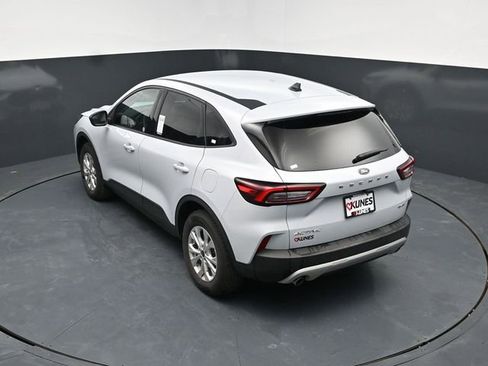 Used 2025 Ford Escape Active image 39