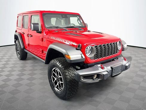 Used 2025 Jeep Wrangler Unlimited Rubicon AWD/4WD image 1