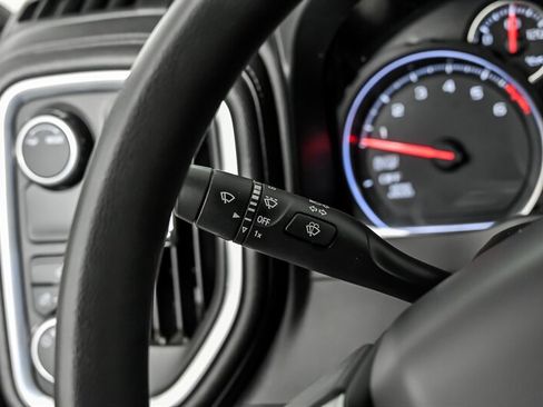 Used 2020 Chevrolet Silverado 1500 LT RWD image 22