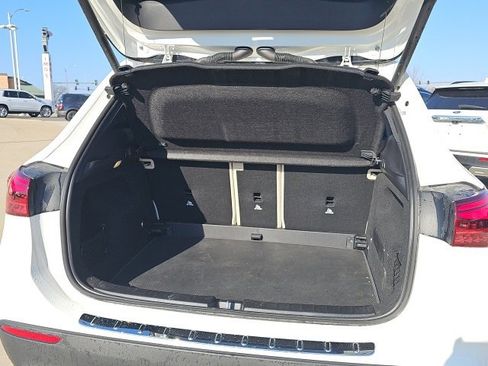 Certified 2025 Mercedes-Benz GLA 250 4MATIC image 8