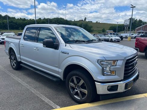 Used 2017 Ford F150 XLT w/ Equipment Group 302A Luxury AWD/4WD image 3