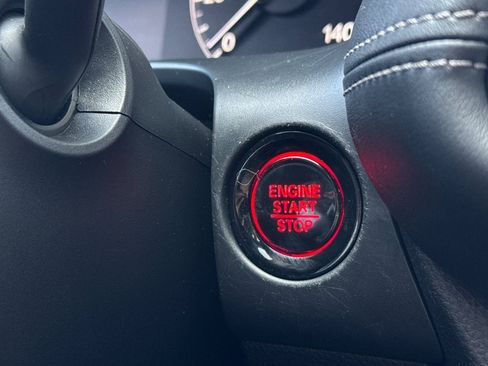 Used 2023 Honda HR-V EX-L image 22