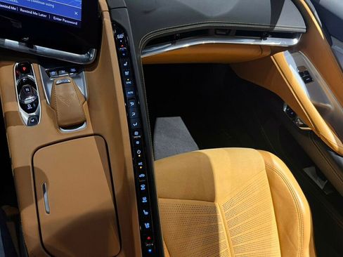 Used 2020 Chevrolet Corvette Stingray Premium Cpe w/ 3LT Preferred Equipment Group RWD image 17