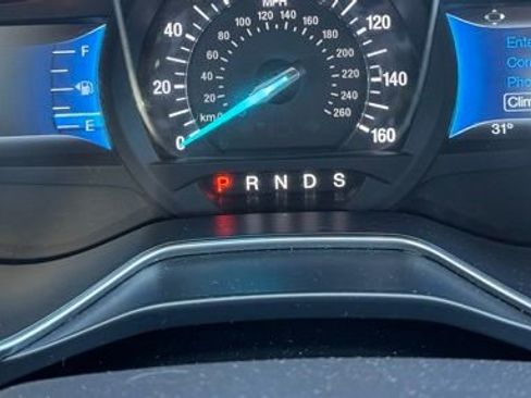 Used 2015 Ford Fusion SE image 22