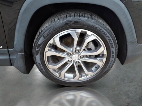 Used 2019 GMC Terrain SLT w/ Preferred Package image 10