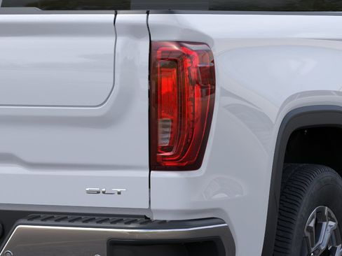 New 2026 GMC Sierra 1500 SLT w/ SLT Convenience Package RWD image 11