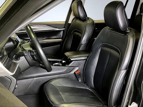 Used 2022 Jeep Grand Cherokee L Limited image 20