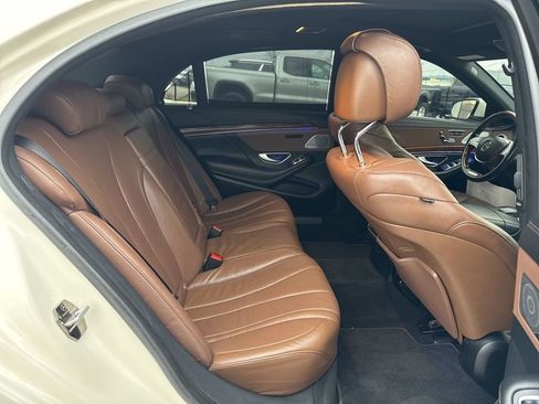 Used 2014 Mercedes-Benz S 550 Sedan w/ Sport Package w/ Sport Package image 25
