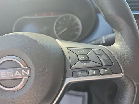 Used 2025 Nissan Versa SV w/ Trunk Package FWD image 22