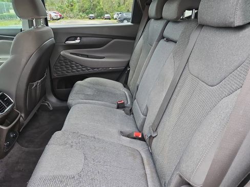 Used 2019 Hyundai Santa Fe SE FWD image 11