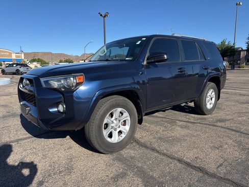 Used 2017 Toyota 4Runner SR5 image 1